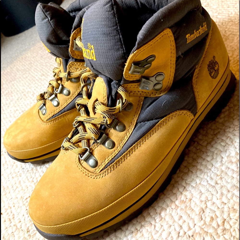 Hiking Timberlands 650s
